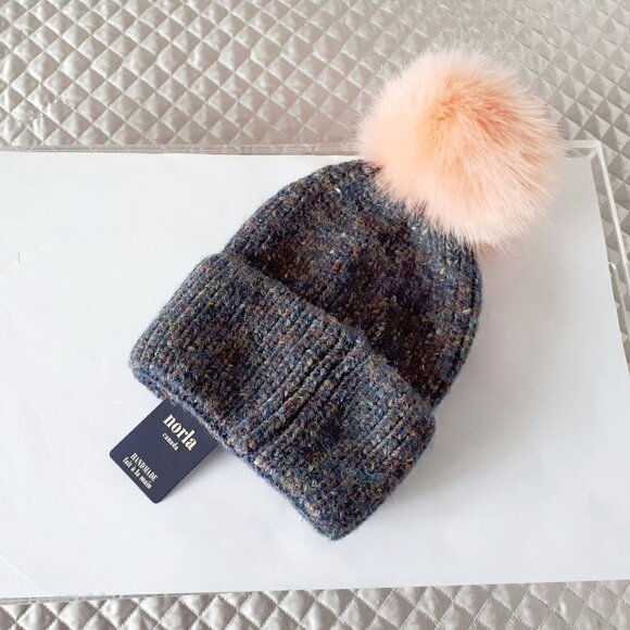 NWT Norla blue thread knit faux fur pom pom beanie - Picture 2 of 3